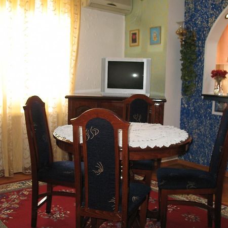 Garden Apartment Belgrad Exterior foto